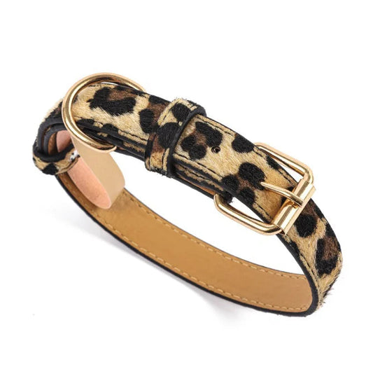 Hondenhalsband met panter print vooraanzicht