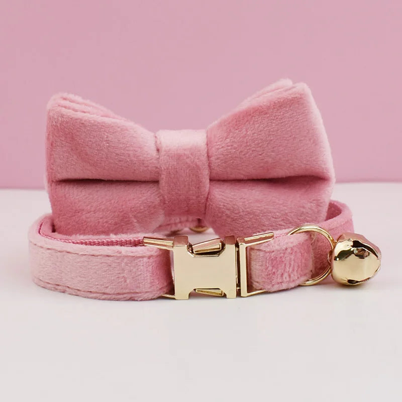 Fluwelen Kattenhalsband met Strikje - DreamPawz