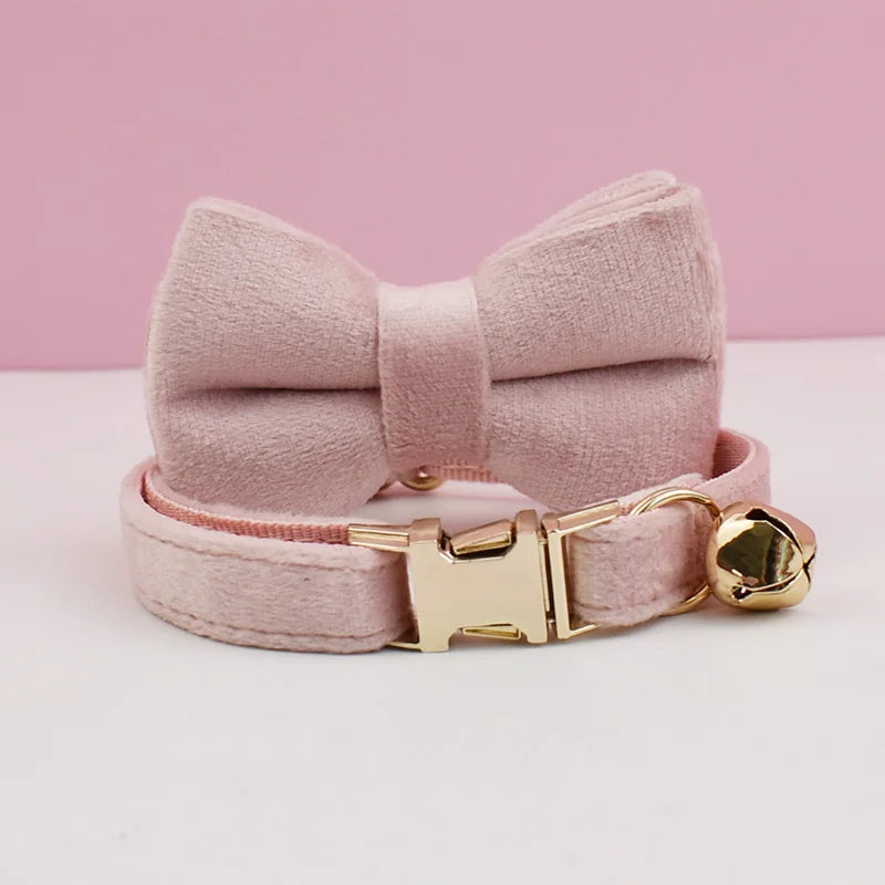 Fluwelen Kattenhalsband met Strikje - DreamPawz